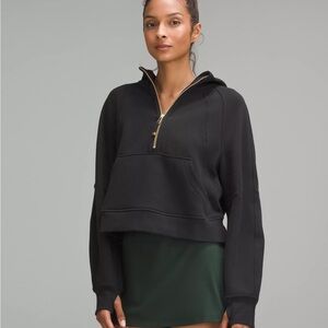 Lululemon quarter zip scuba with hood with a beautiful gold zipper